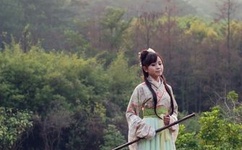 得意的笑广场舞